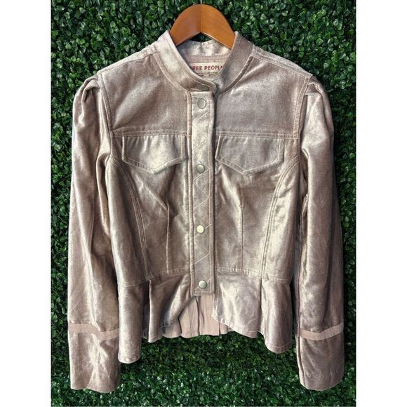 Free People Ballet Racer Ruffle Velvet Jacket Size XS Crop Fitted Button NEW Vel - Picture 3 of 8
